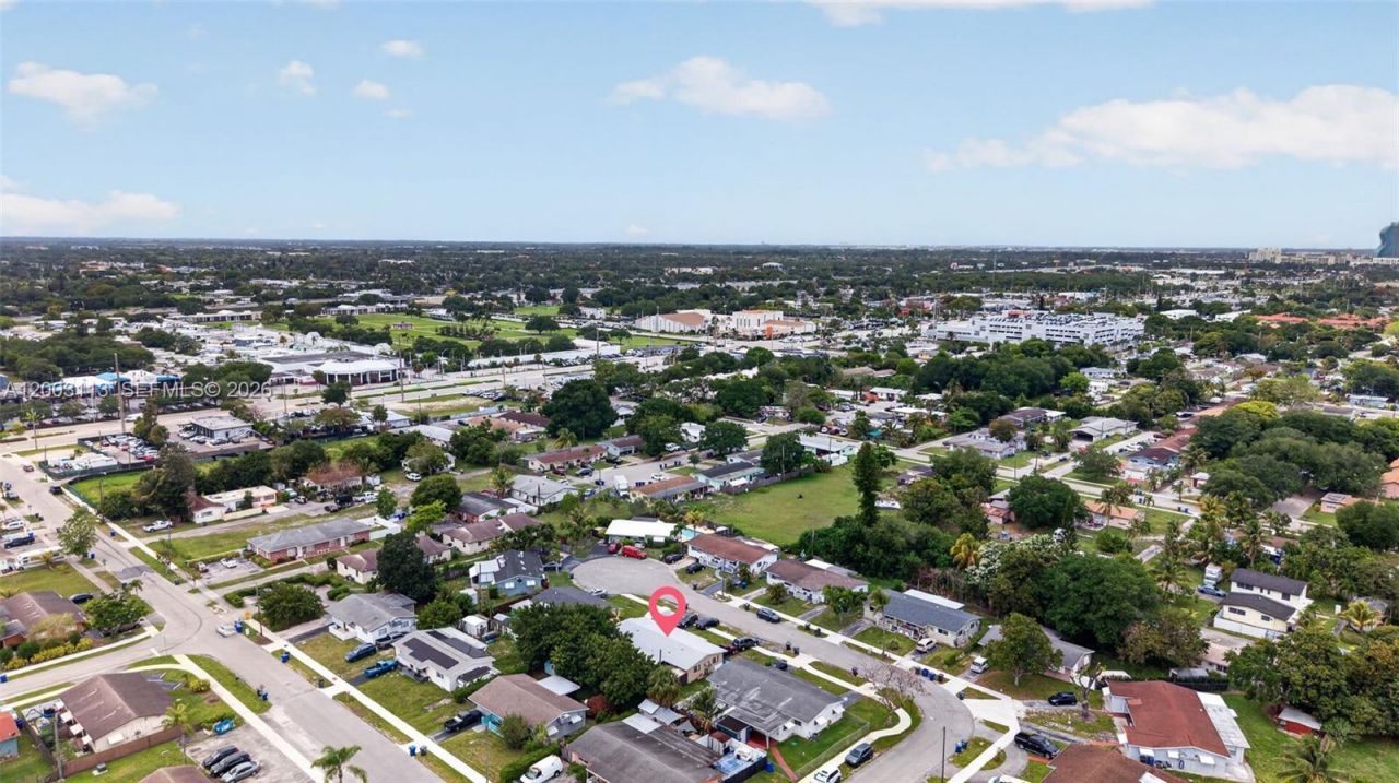 5814 Cleveland St , Hollywood, FL 33021 Photo