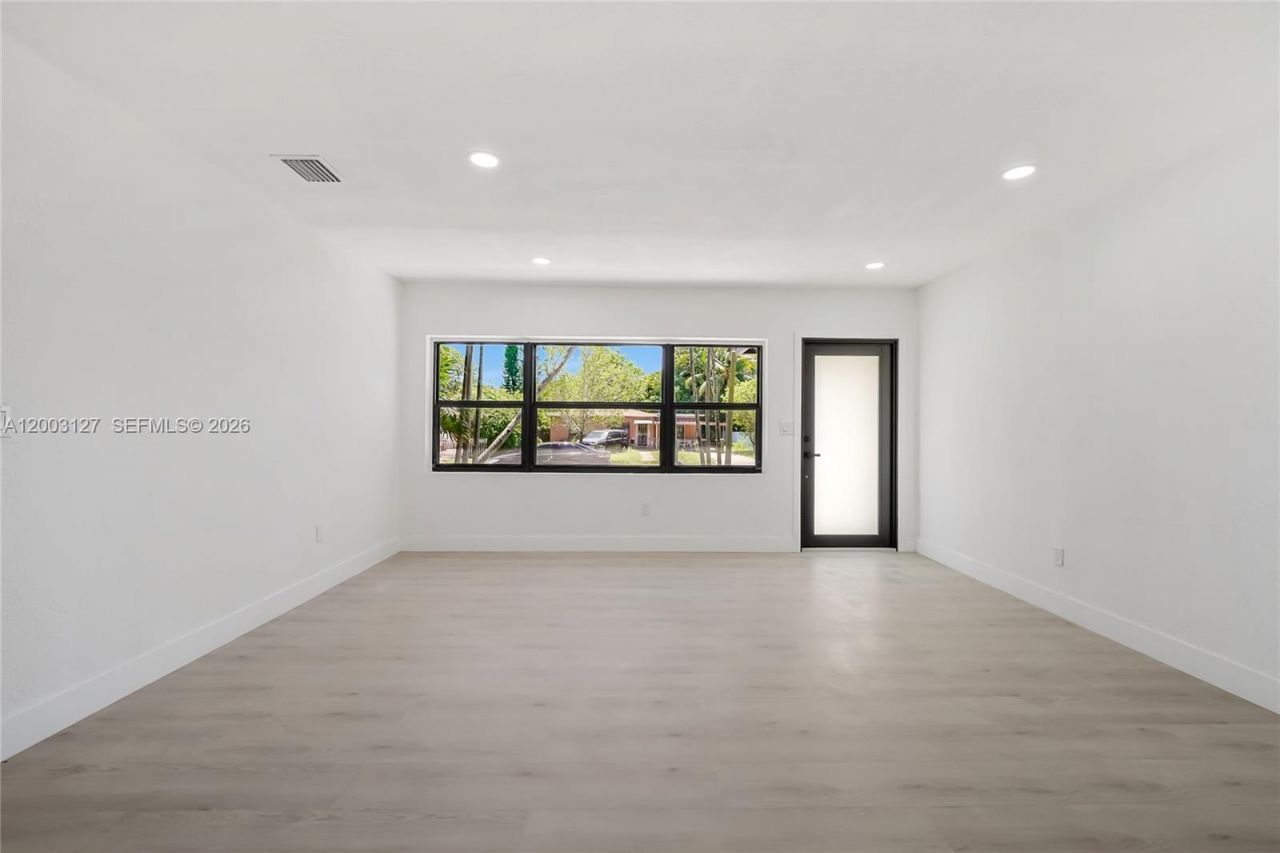 1315 NE 130th St , North Miami, FL 33161 Photo