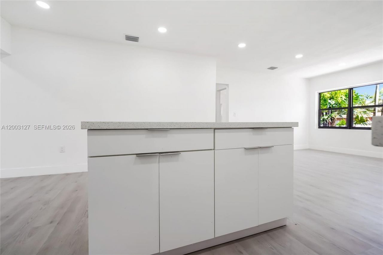 1315 NE 130th St , North Miami, FL 33161 Photo