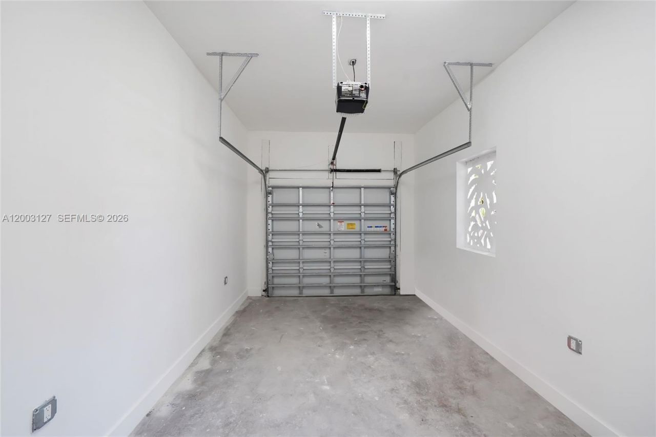 1315 NE 130th St , North Miami, FL 33161 Photo