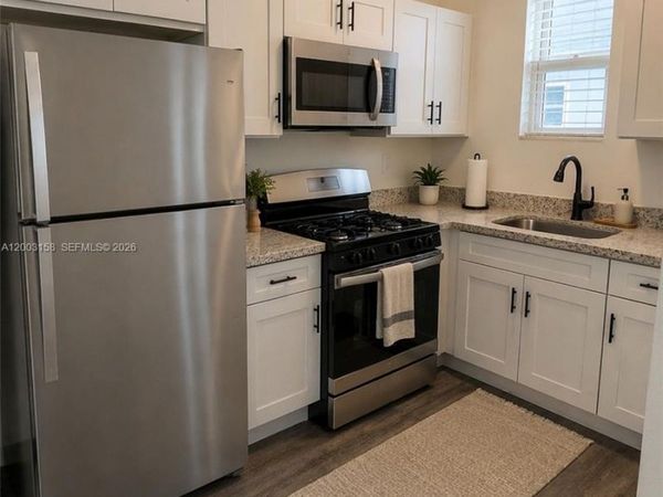 1181 NW 8th St Rd , Unit 12, Miami, FL 33136