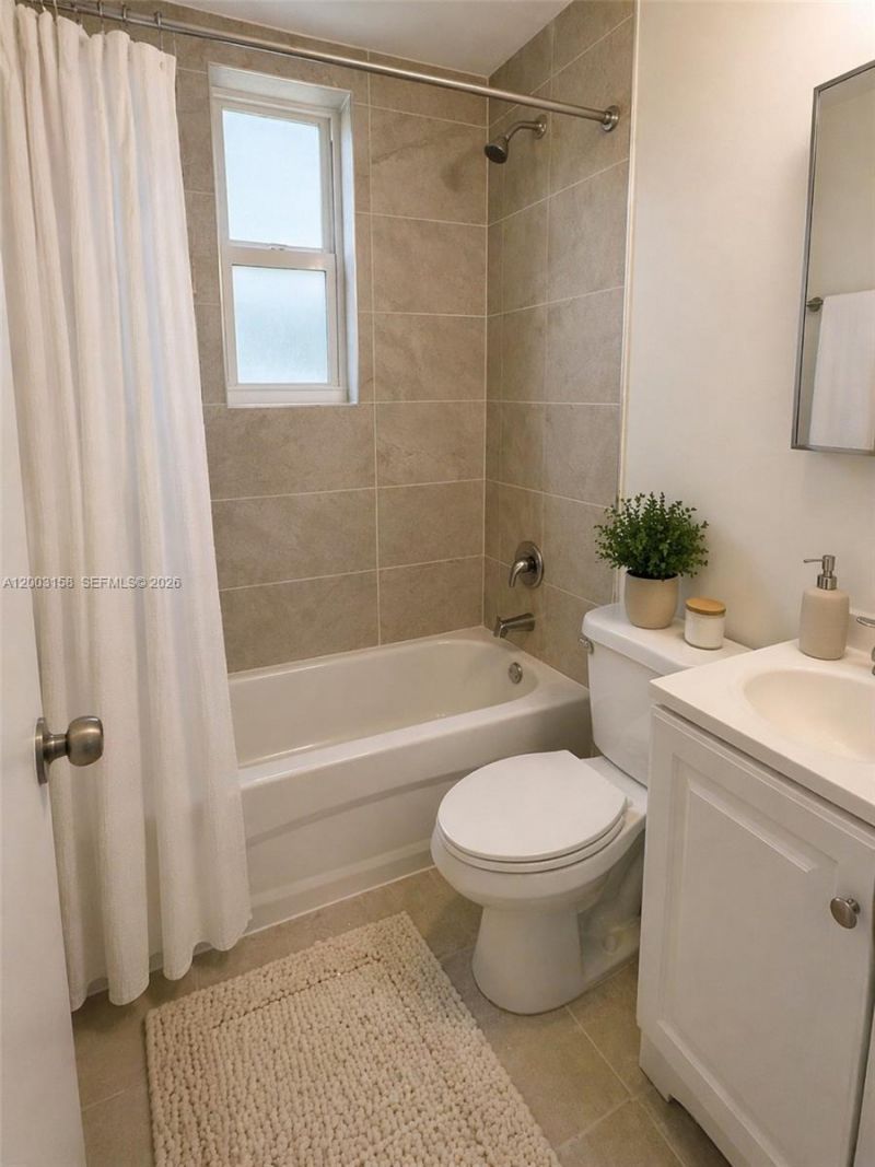 1181 NW 8th St Rd , Unit 12, Miami, FL 33136 Photo