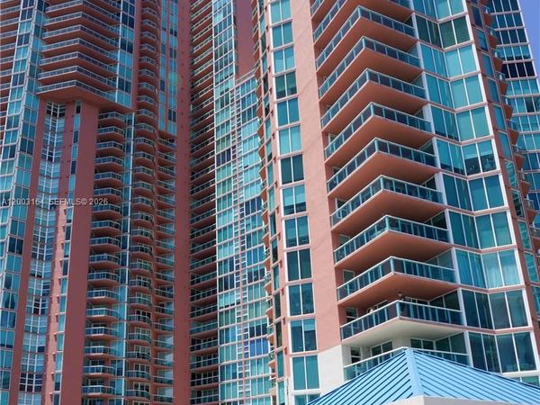 3370 Hidden Bay Dr , Unit 213, Aventura, FL 33180