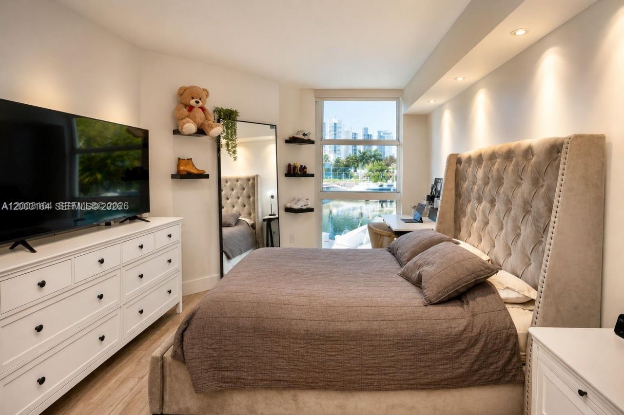 3370 Hidden Bay Dr, Unit 213, Aventura, FL 33180 Photo