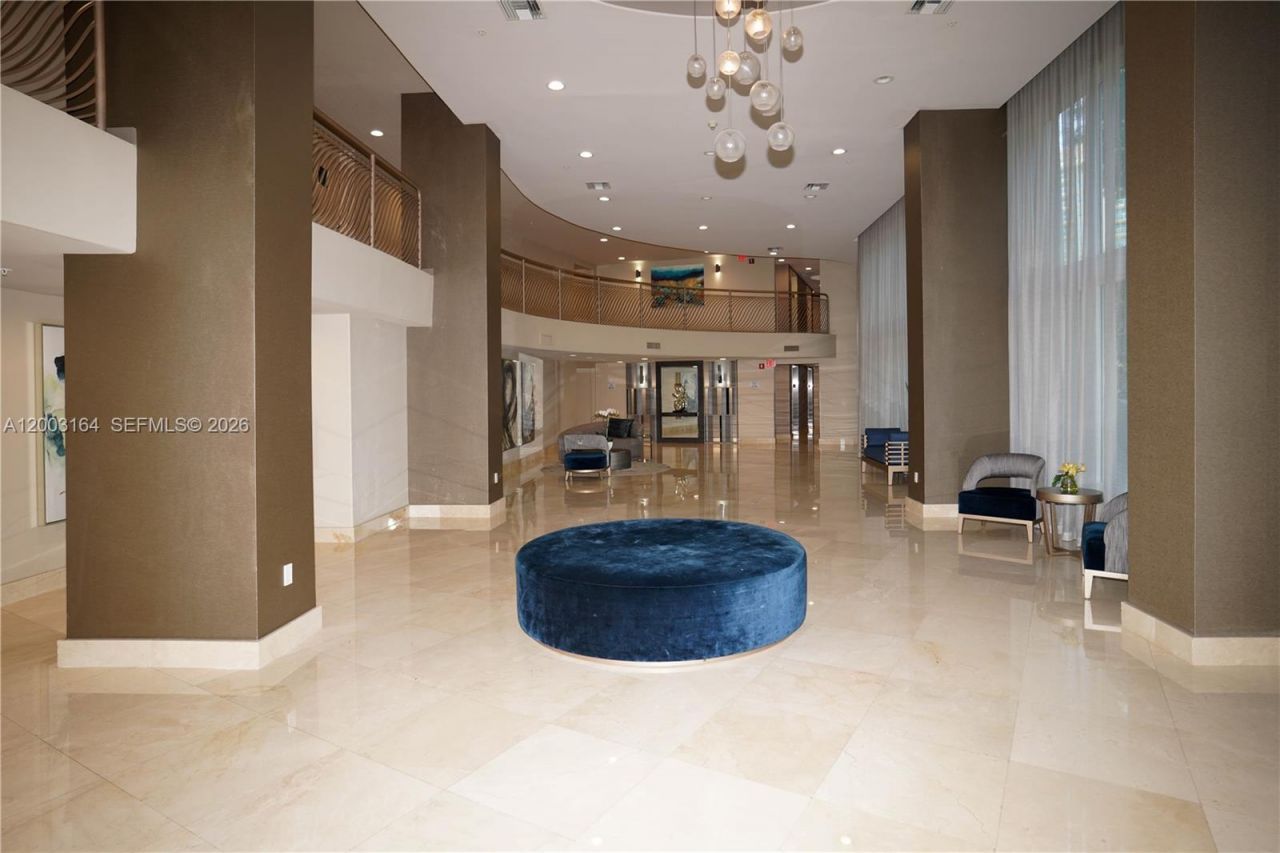 3370 Hidden Bay Dr, Unit 213, Aventura, FL 33180 Photo
