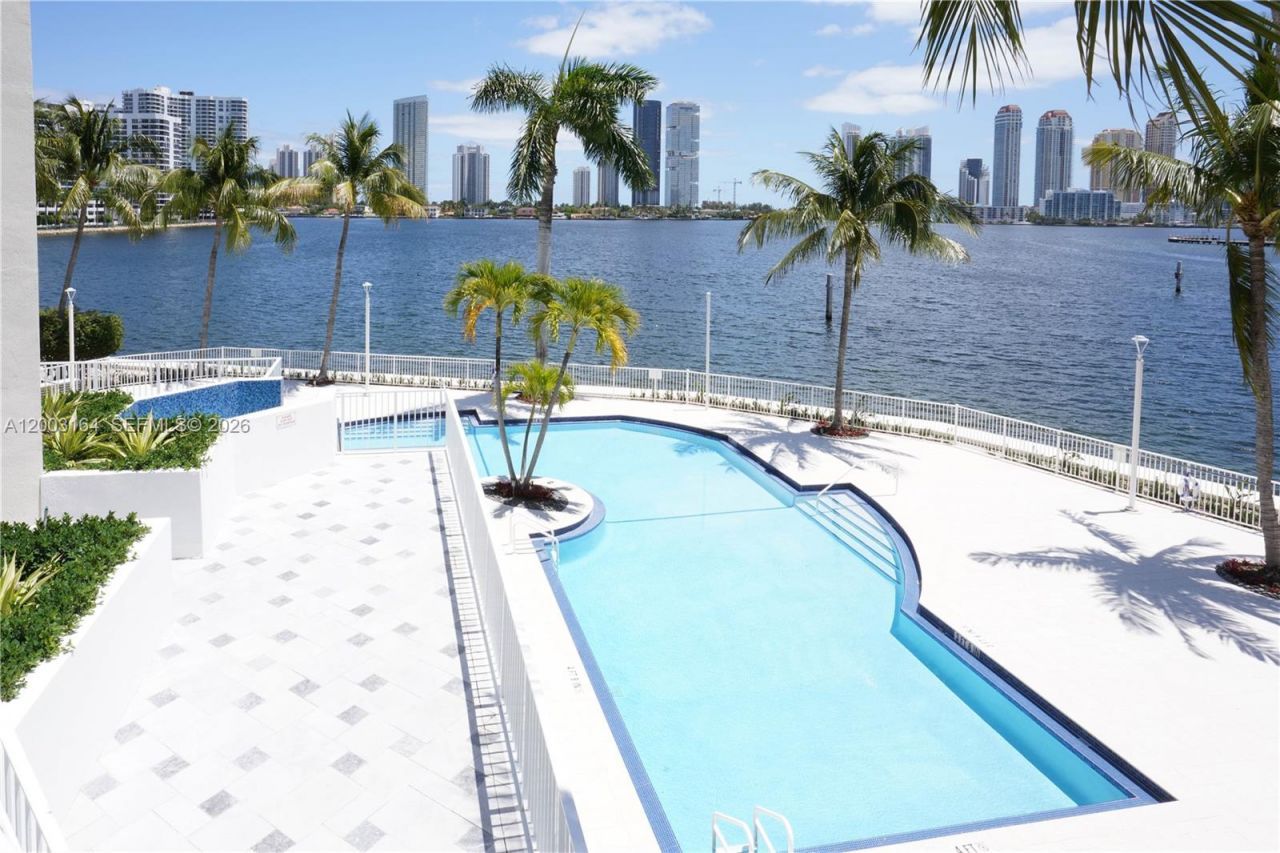 3370 Hidden Bay Dr, Unit 213, Aventura, FL 33180 Photo