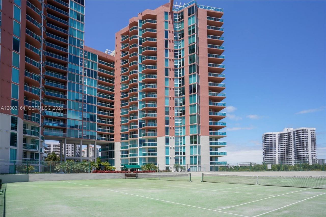 3370 Hidden Bay Dr, Unit 213, Aventura, FL 33180 Photo