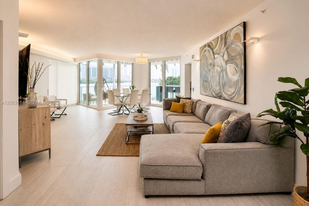 3370 Hidden Bay Dr, Unit 213, Aventura, FL 33180 Photo