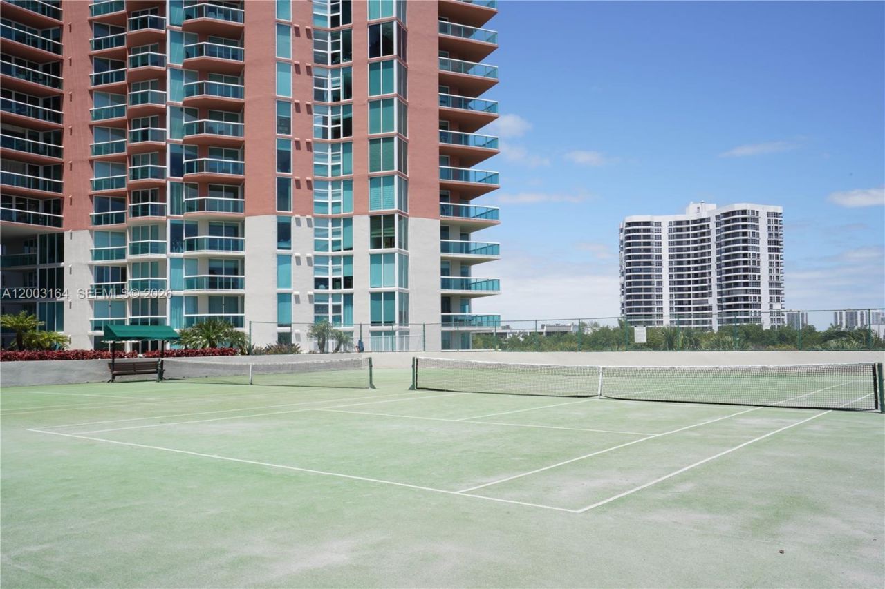 3370 Hidden Bay Dr, Unit 213, Aventura, FL 33180 Photo