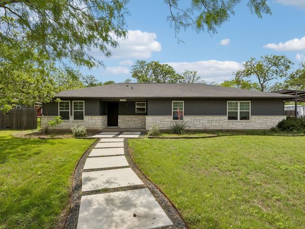 12747 Burson DR, Manchaca, TX 78652