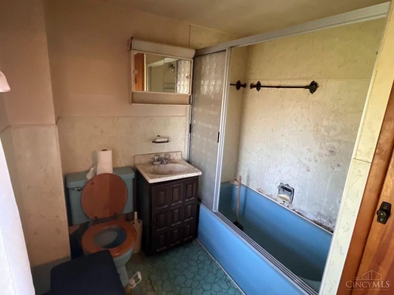 3758 Ebenezer Road, Cincinnati, OH 45248 Photo 18