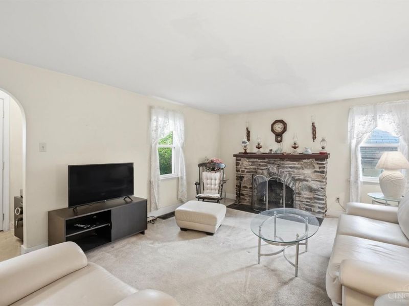 3294 Alpine Place, Cincinnati, OH 45211 Photo 10