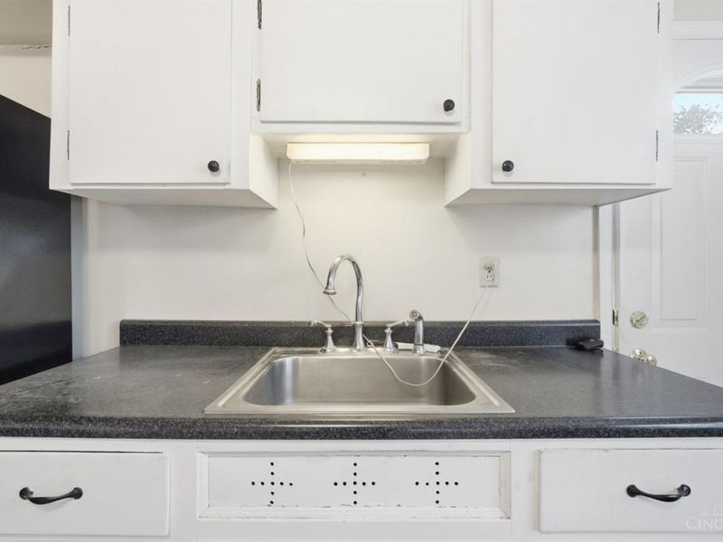 3294 Alpine Place, Cincinnati, OH 45211 Photo 18