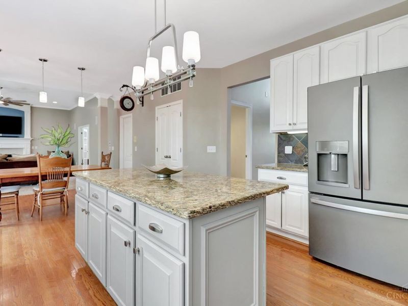 6215 Holly Hill Lane, West Chester, OH 45069 Photo 5