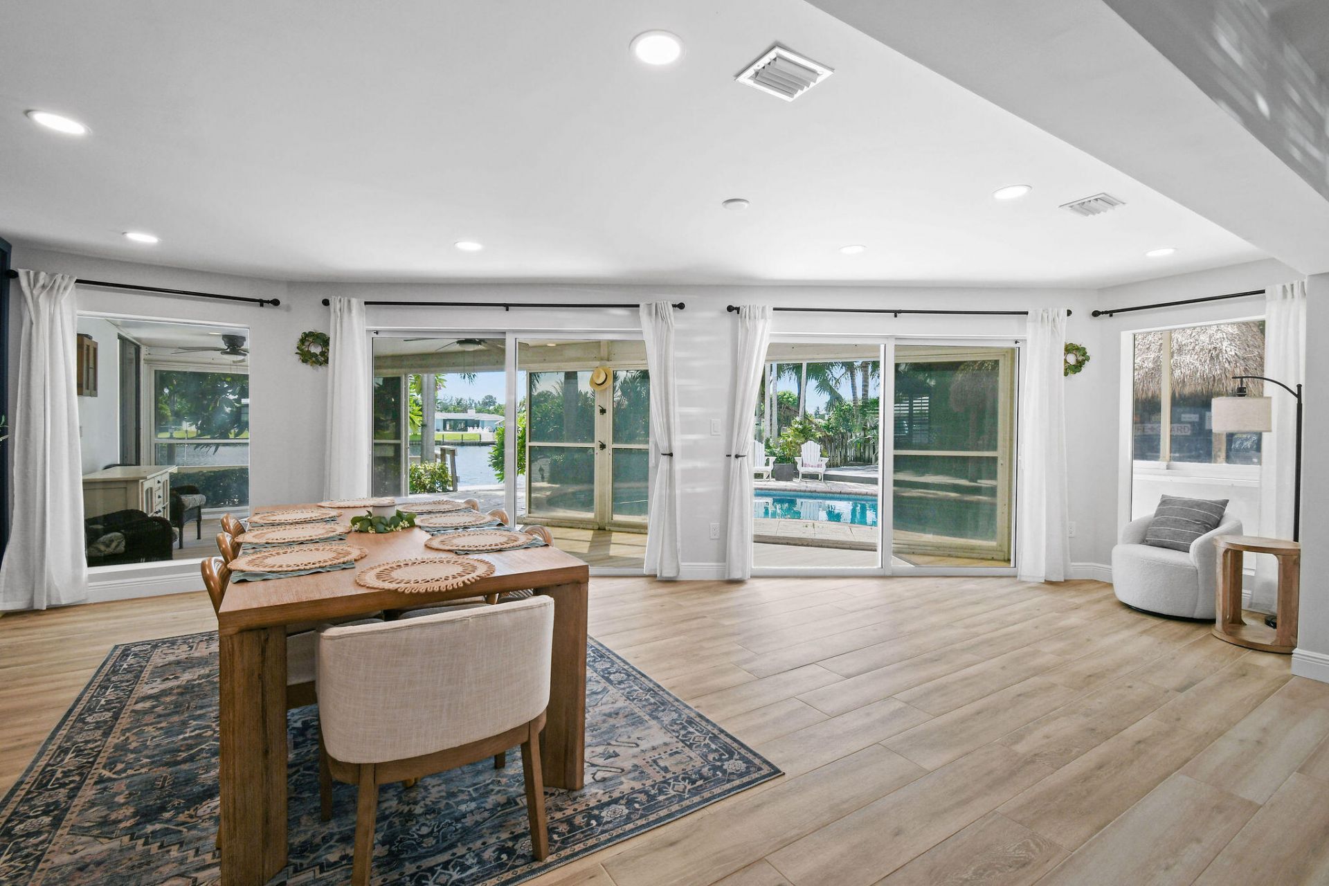 8110 W Lake Drive, West Palm Beach, FL 33406 Photo