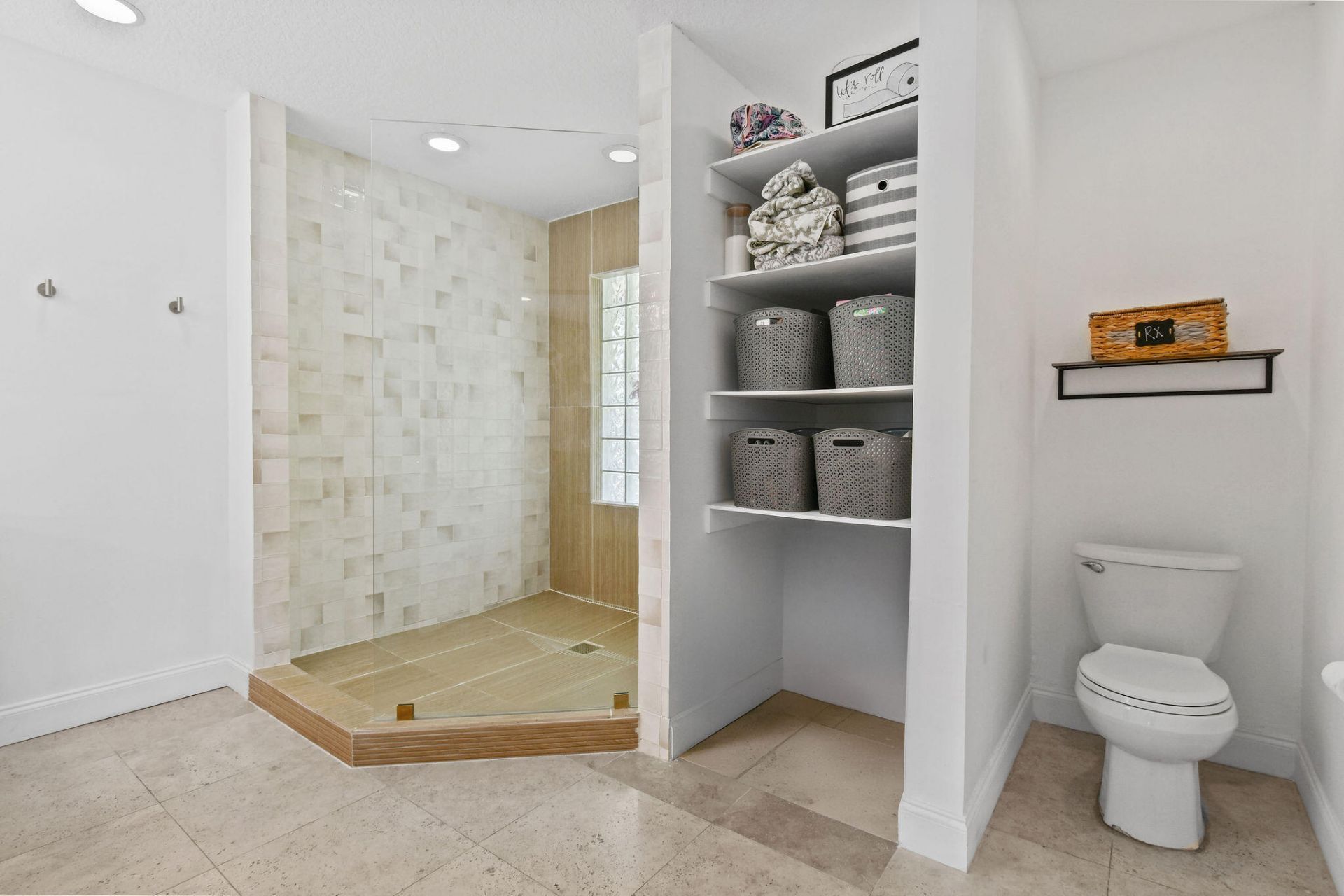 8110 W Lake Drive, West Palm Beach, FL 33406 Photo