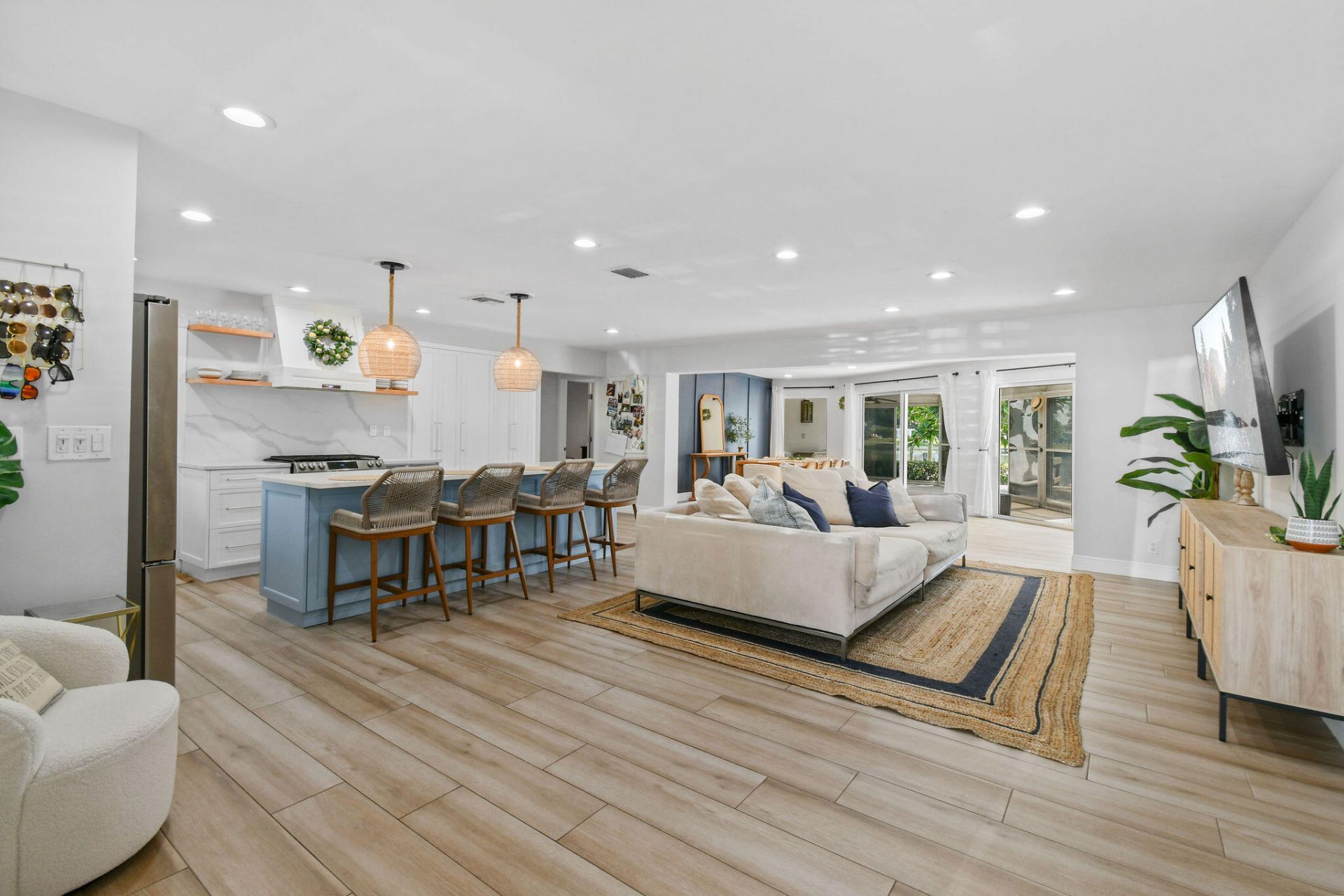 8110 W Lake Drive, West Palm Beach, FL 33406 Photo