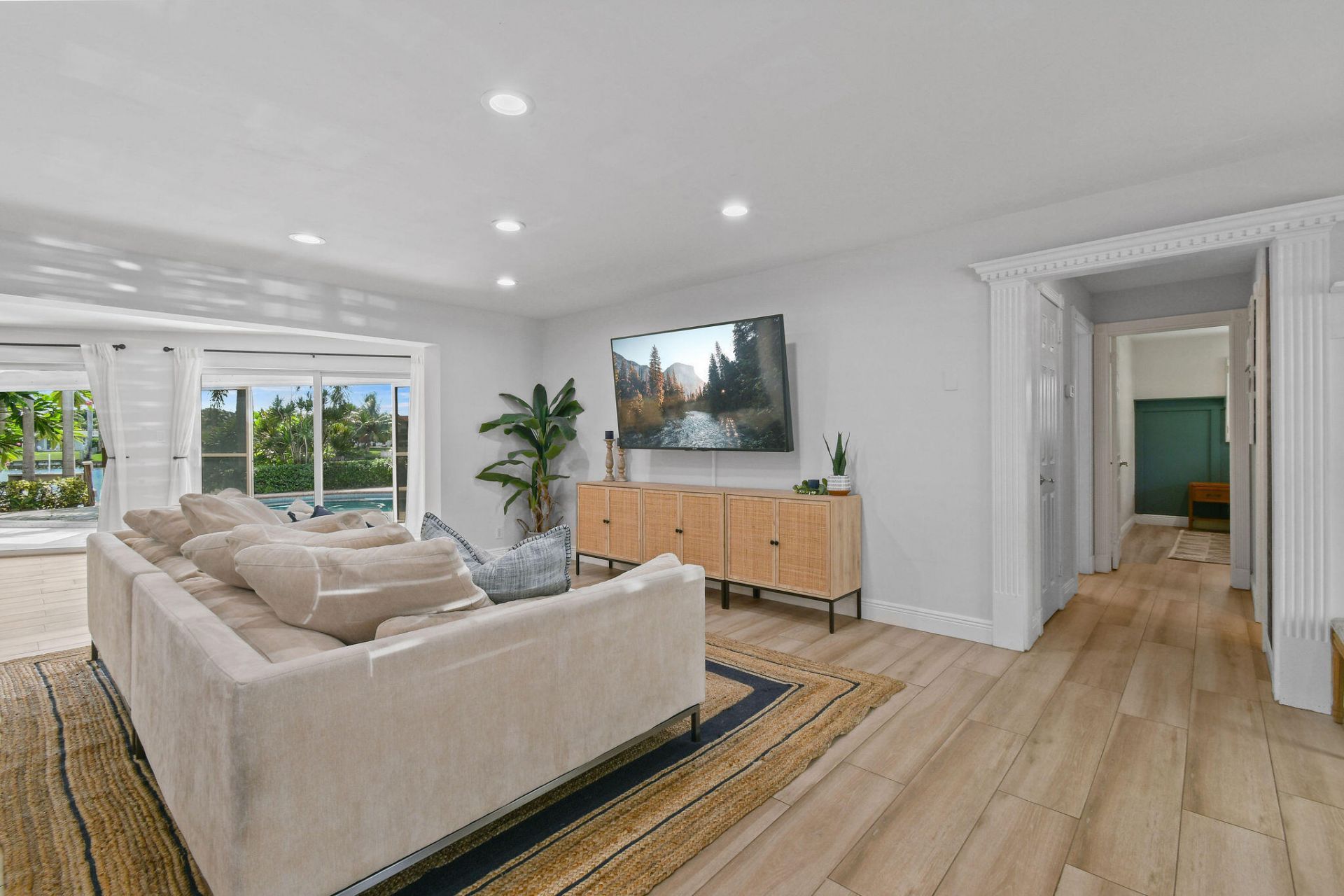 8110 W Lake Drive, West Palm Beach, FL 33406 Photo