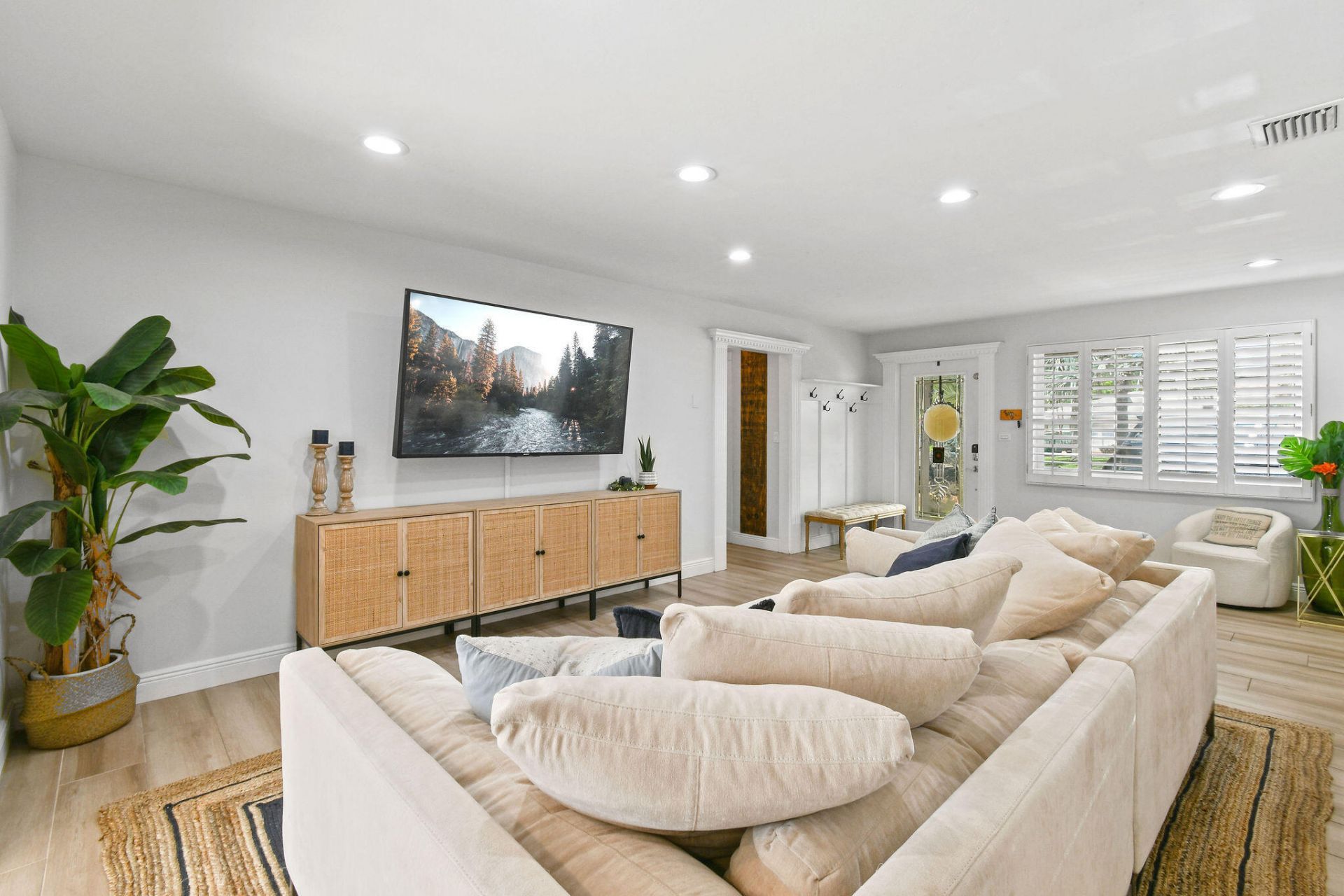 8110 W Lake Drive, West Palm Beach, FL 33406 Photo