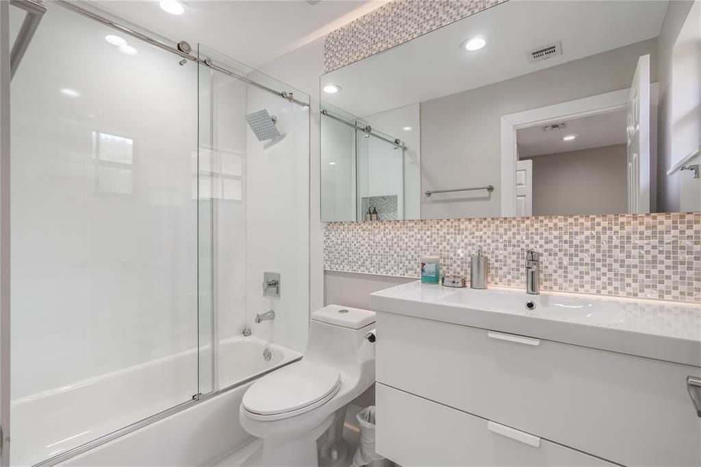 4204 Vineyard Circle, Unit 2, Weston, FL 33332 Photo