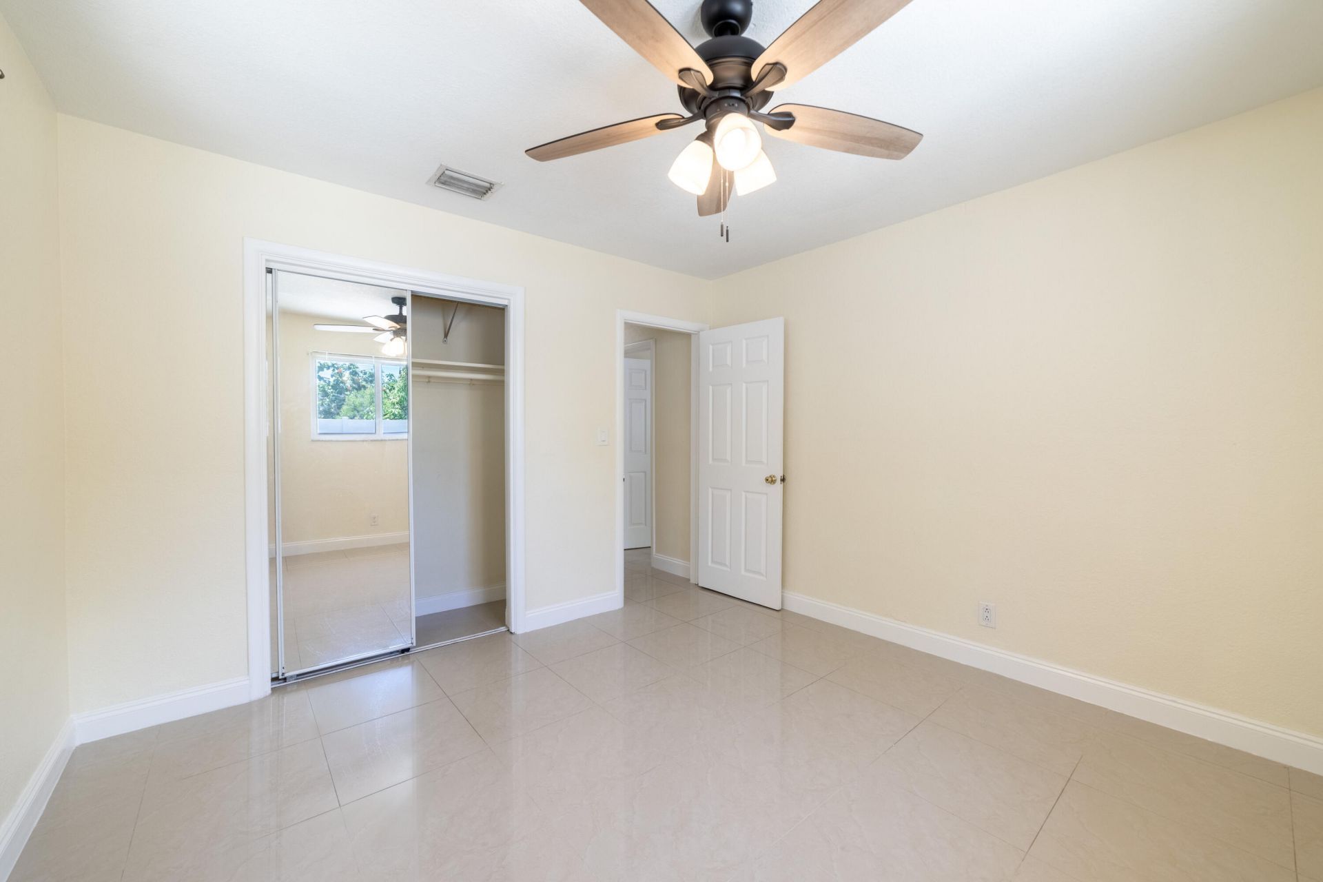 3730 NE 13th Terrace, Pompano Beach, FL 33064 Photo