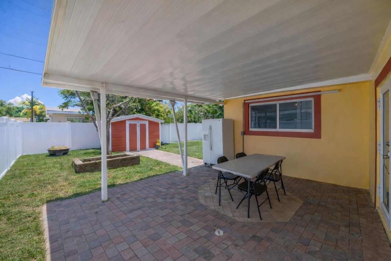 3730 NE 13th Terrace, Pompano Beach, FL 33064 Photo