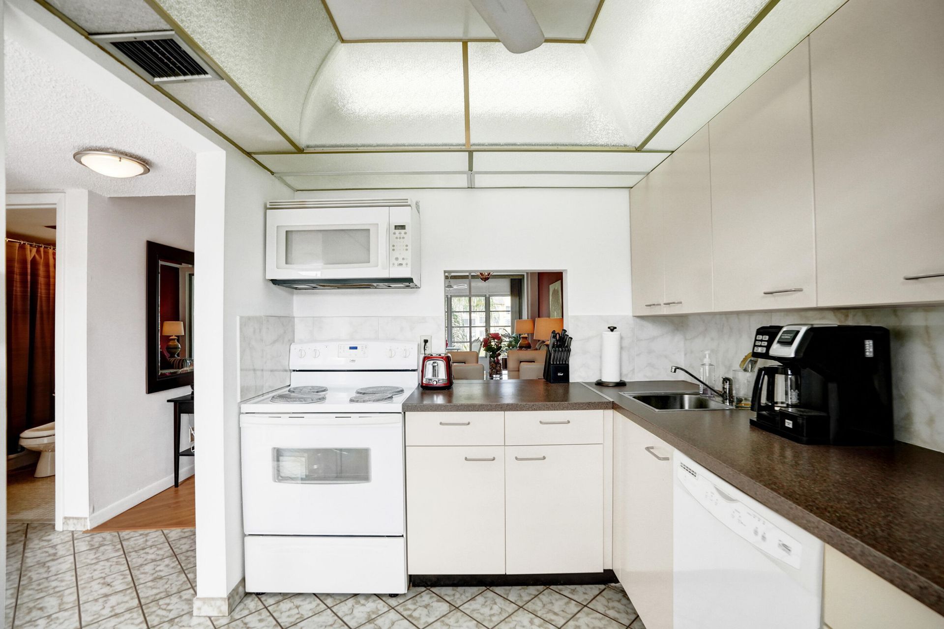 6051 NW 61st Avenue, Unit 202, Tamarac, FL 33319 Photo