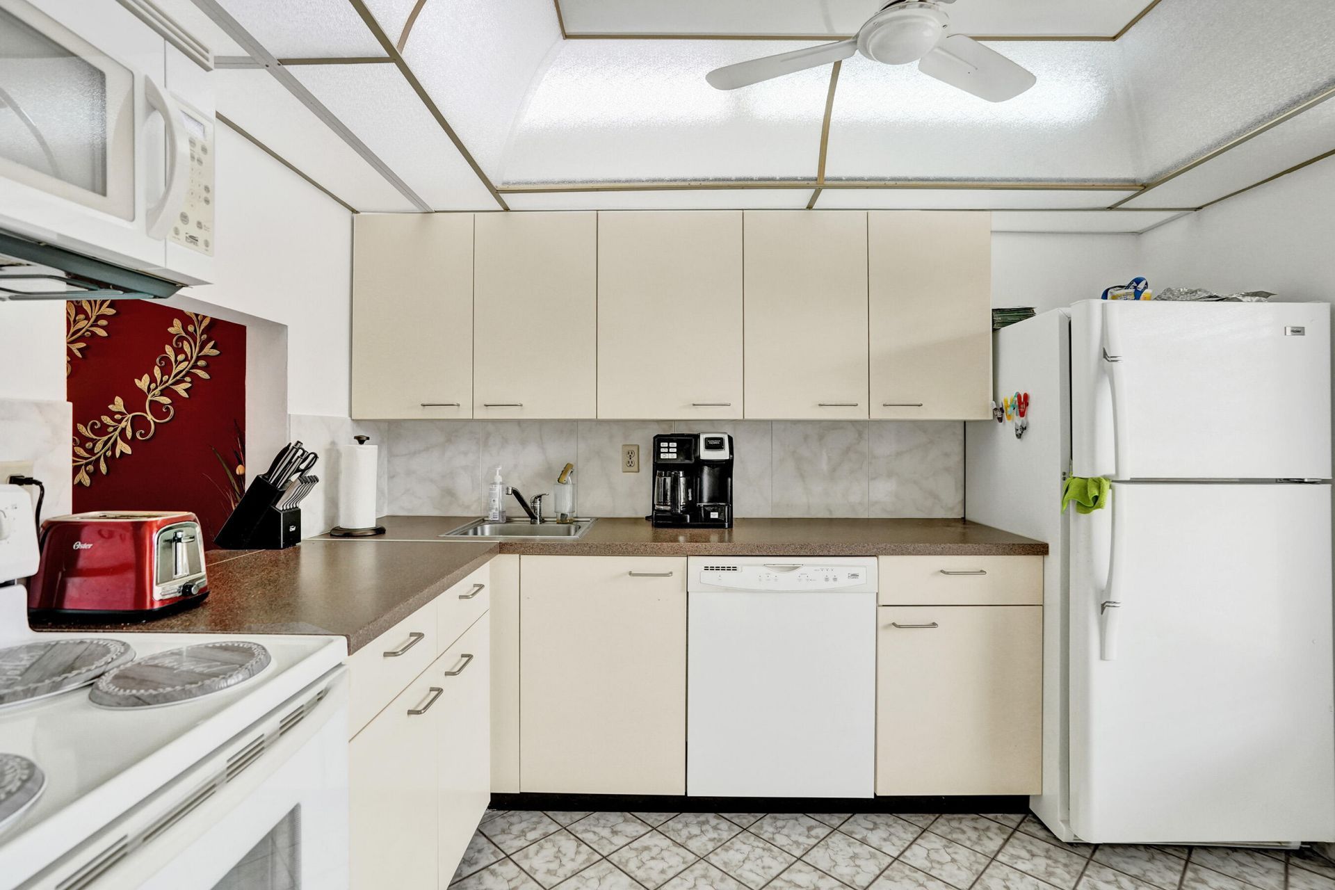 6051 NW 61st Avenue, Unit 202, Tamarac, FL 33319 Photo