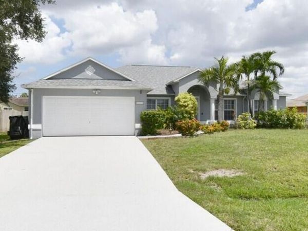 2573 SW Dania Street, Port St. Lucie, FL 34953