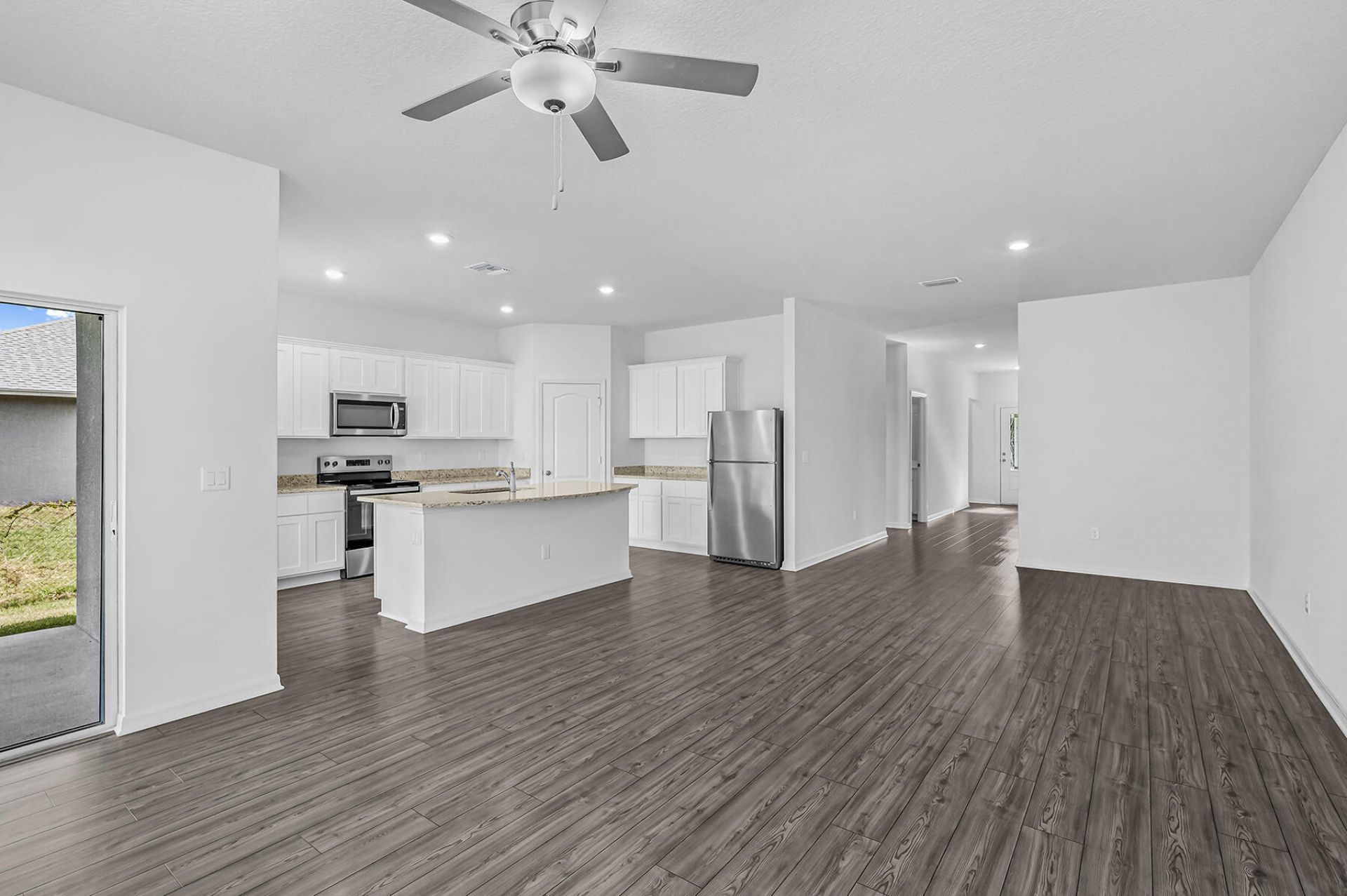 8585 101st Avenue, Vero Beach, FL 32967 Photo