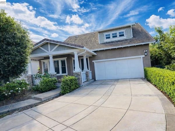 498 W Callado Ct, Mountain House, CA 95391