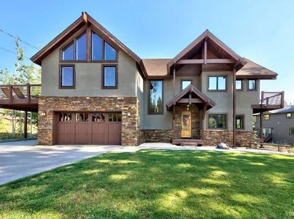 1198 Pyramid Circle, South Lake Tahoe, CA 96150 Photo