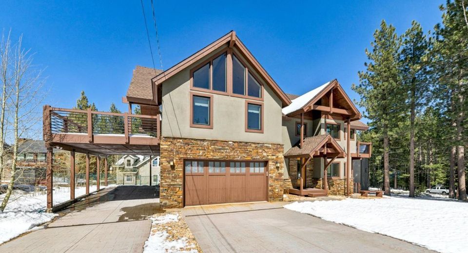 1198 Pyramid Circle, South Lake Tahoe, CA 96150 Photo