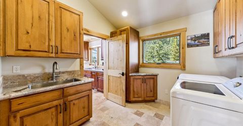 1198 Pyramid Circle, South Lake Tahoe, CA 96150 Photo