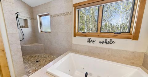 1198 Pyramid Circle, South Lake Tahoe, CA 96150 Photo