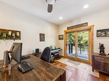 1198 Pyramid Circle, South Lake Tahoe, CA 96150 Photo