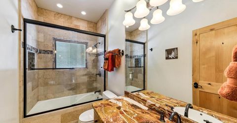 1198 Pyramid Circle, South Lake Tahoe, CA 96150 Photo