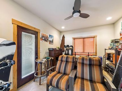 1198 Pyramid Circle, South Lake Tahoe, CA 96150 Photo