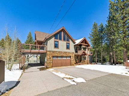 1198 Pyramid Circle, South Lake Tahoe, CA 96150 Photo