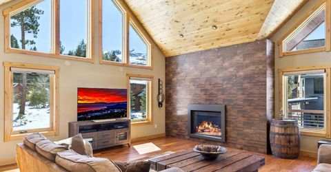 1198 Pyramid Circle, South Lake Tahoe, CA 96150 Photo