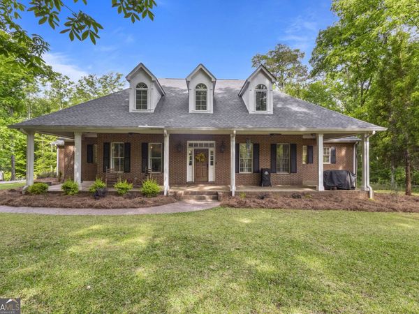 54 Meadow Lane, Hawkinsville, GA 31036