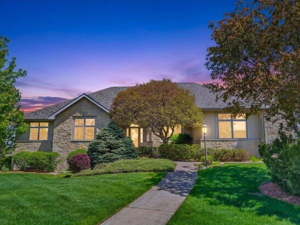 1053 Winged Foot Drive, Oregon, WI 53575