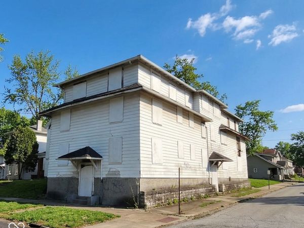 1525 N C Street, Richmond, IN 47374