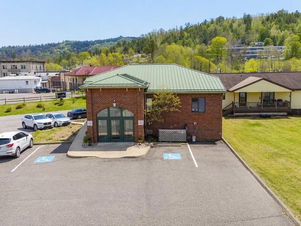 1994 Lumber Avenue, Wheeling, WV 26003