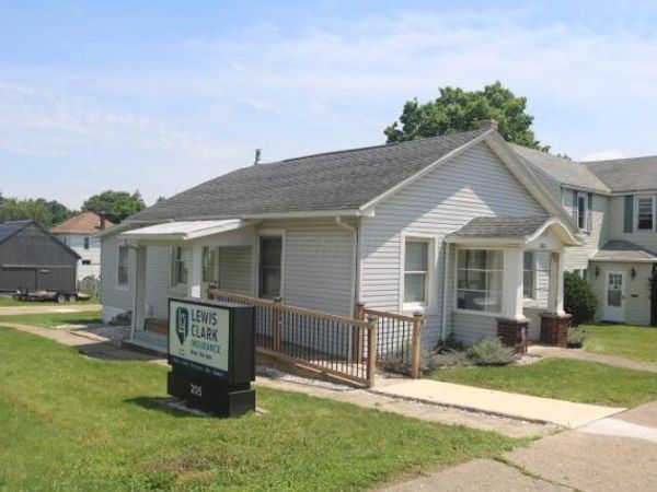 205 E Chestnut Street , Mount Vernon, OH 43050