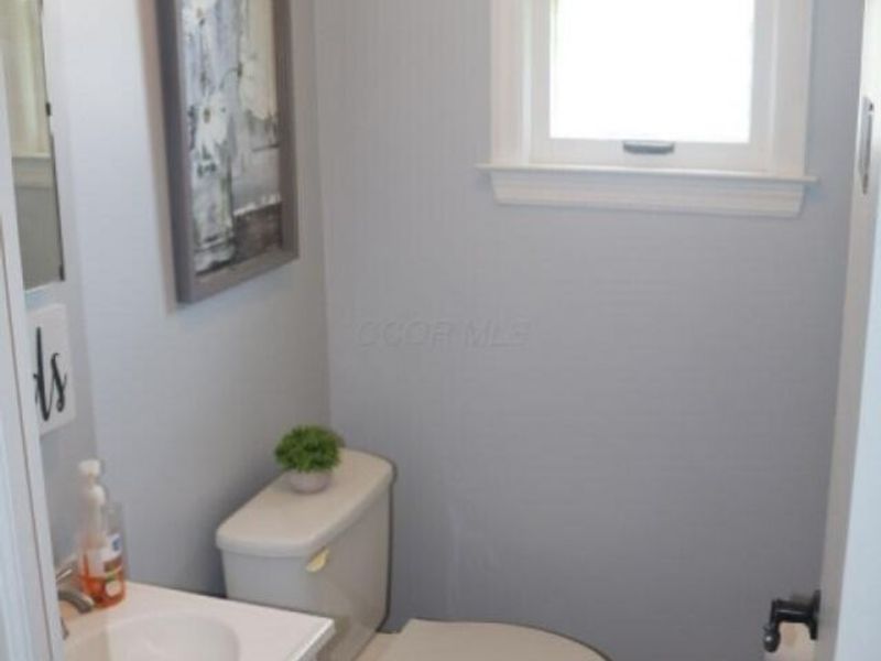 205 E Chestnut Street , Mount Vernon, OH 43050 Photo 12