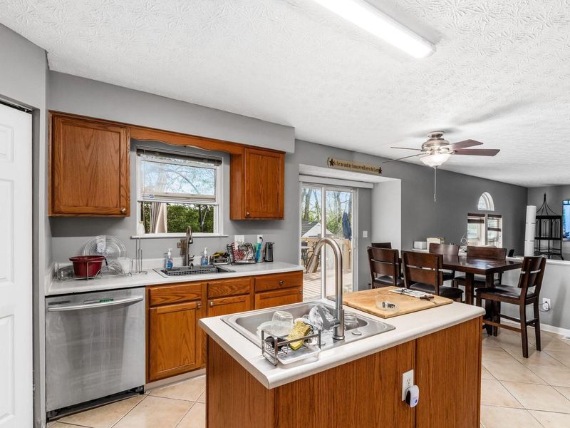 7005 Crescent Boat Lane, Canal Winchester, OH 43110 Photo 13