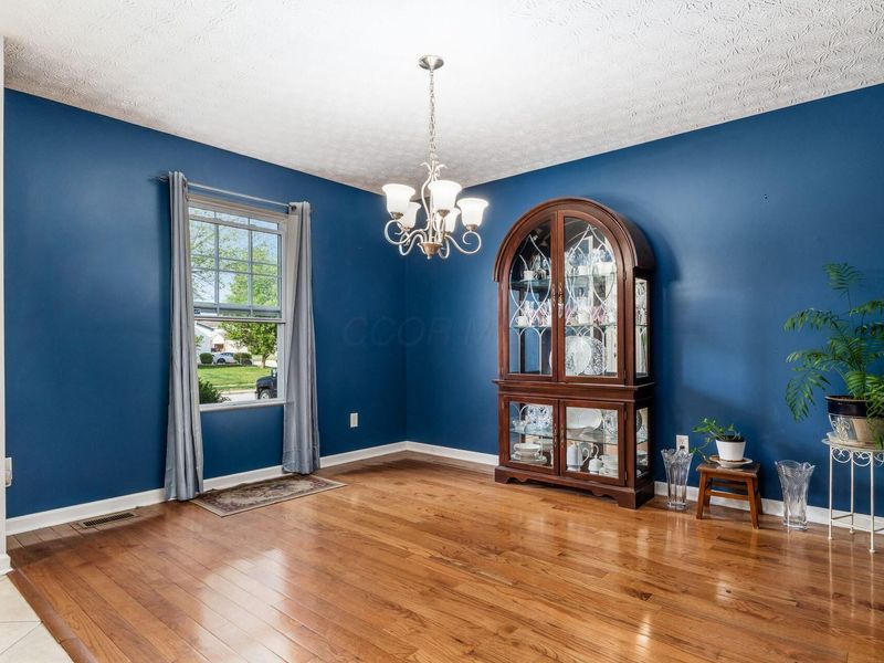 7005 Crescent Boat Lane, Canal Winchester, OH 43110 Photo 5