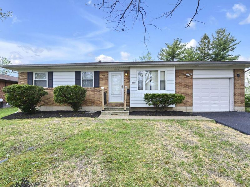 5306 Kornwal Drive , Columbus, OH 43232 Photo 1