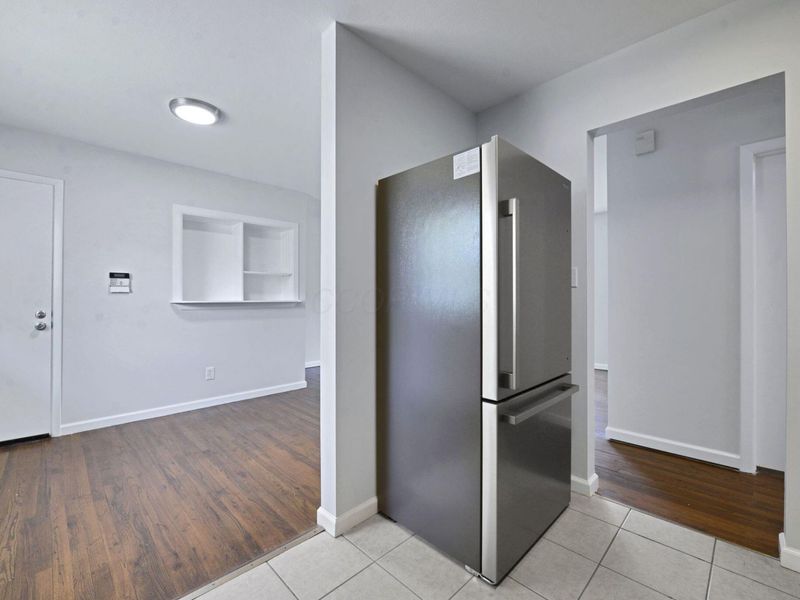 5306 Kornwal Drive , Columbus, OH 43232 Photo 10